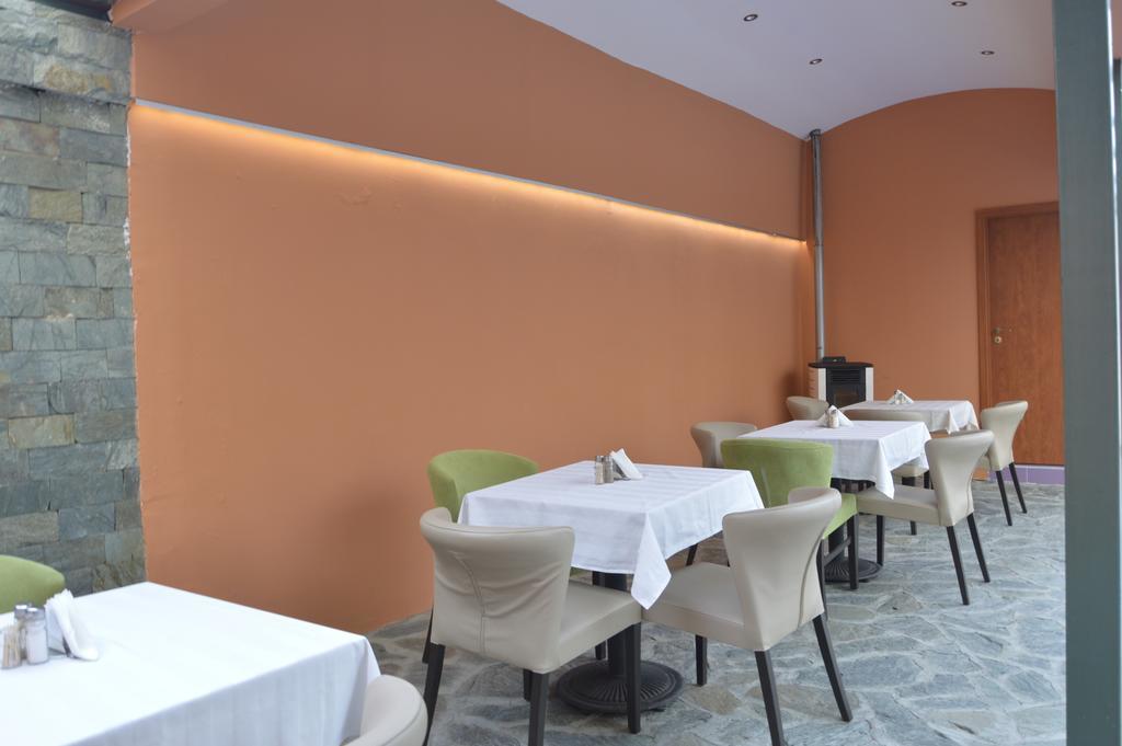 Modern Inn Boutique Hotel Скопие Екстериор снимка