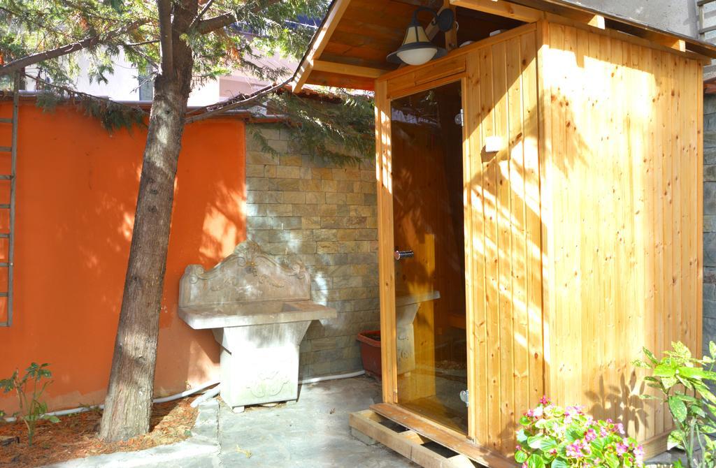 Modern Inn Boutique Hotel Скопие Екстериор снимка