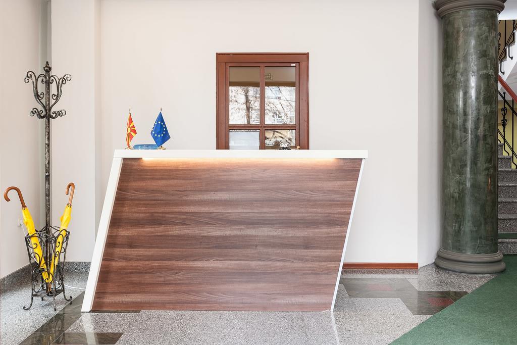 Modern Inn Boutique Hotel Скопие Екстериор снимка