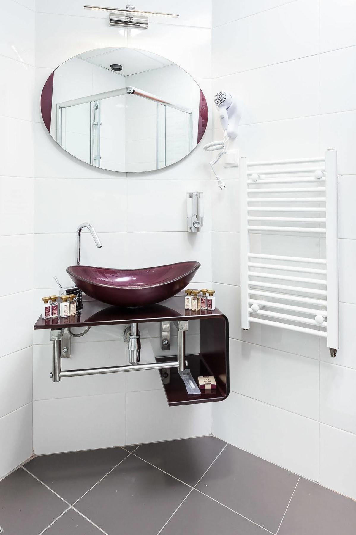 Modern Inn Boutique Hotel Скопие Екстериор снимка
