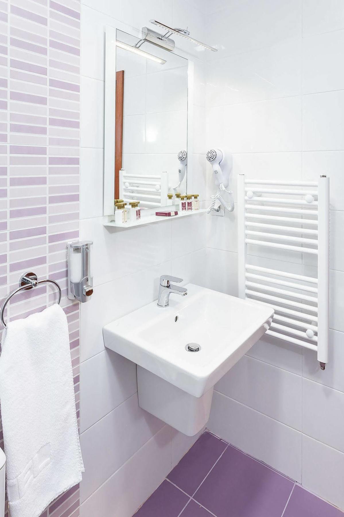 Modern Inn Boutique Hotel Скопие Екстериор снимка