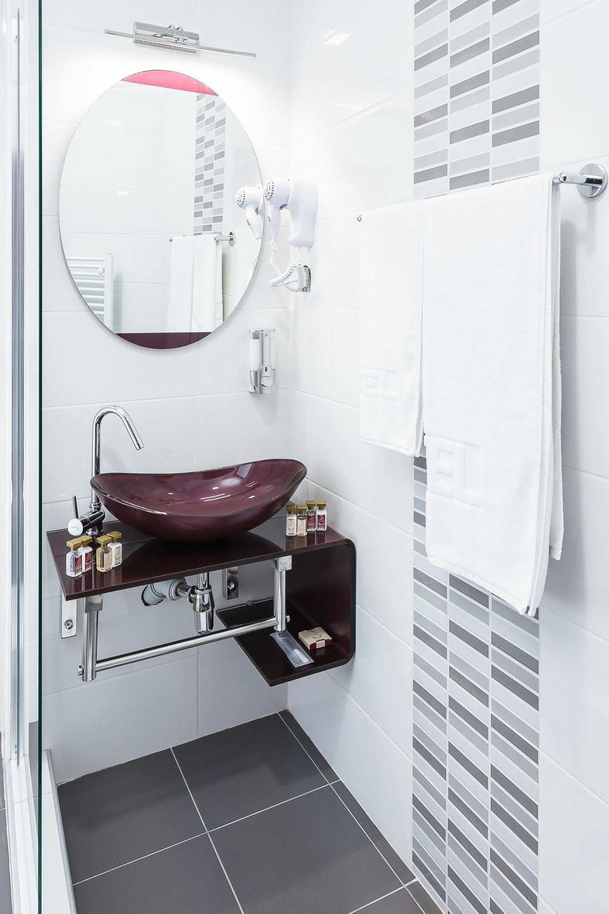 Modern Inn Boutique Hotel Скопие Екстериор снимка