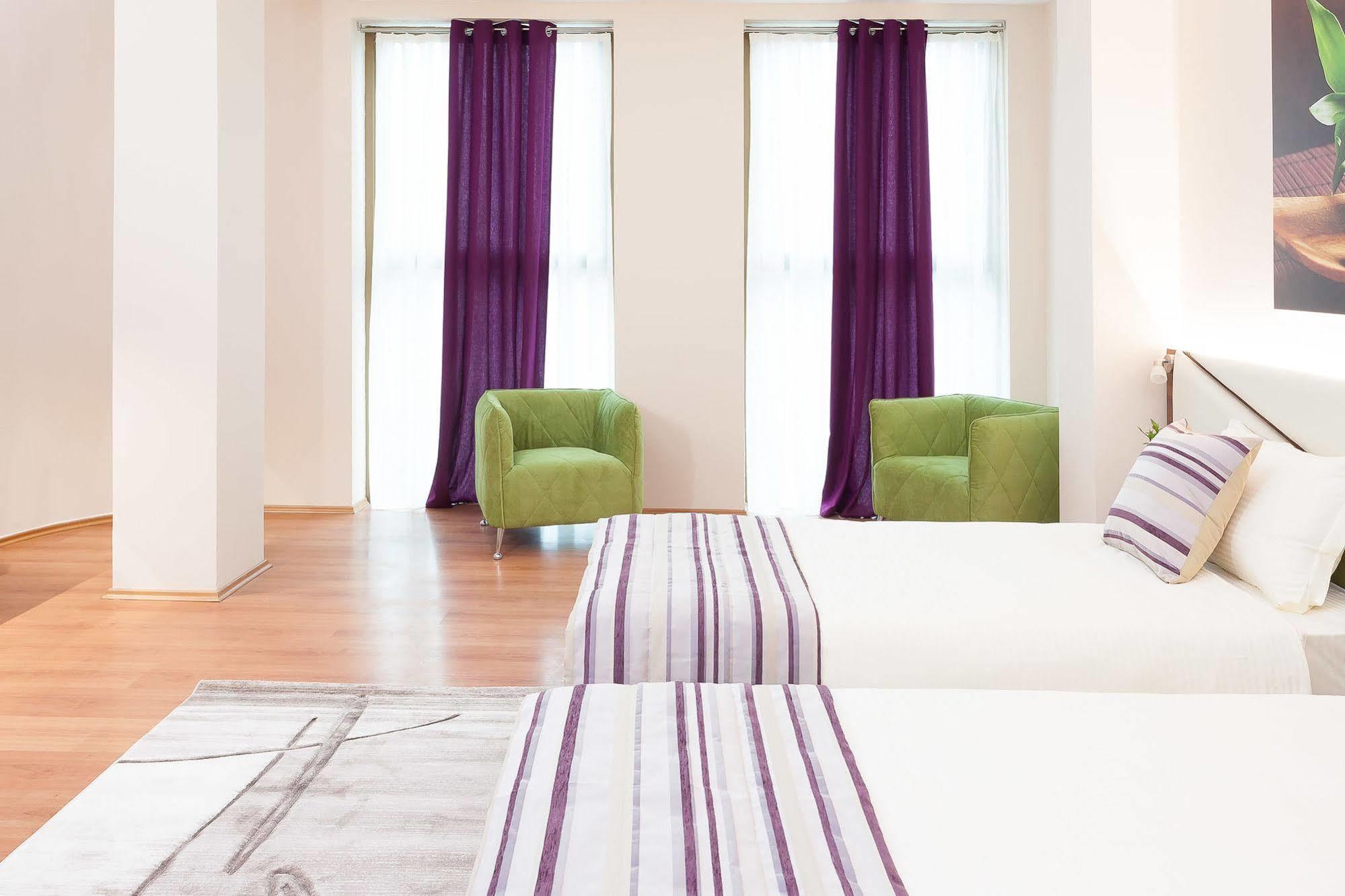 Modern Inn Boutique Hotel Скопие Екстериор снимка
